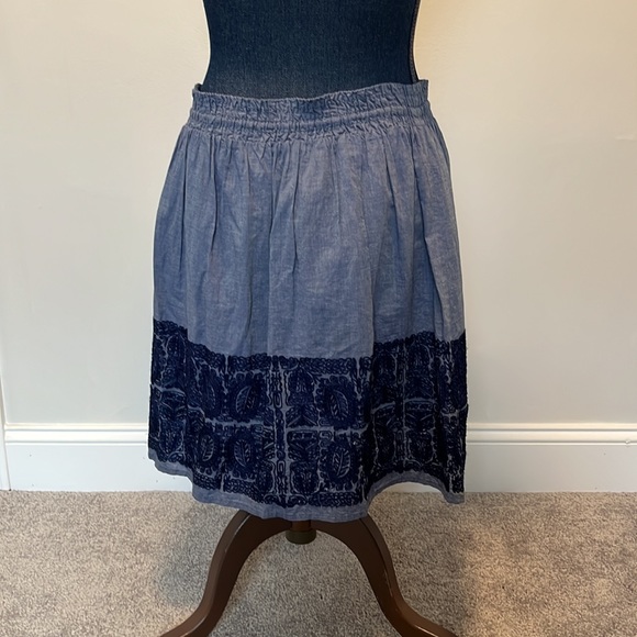 J Crew Zafrina Embroidered Chambray Skirt size small - Picture 6 of 6